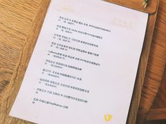 -彳亍咖啡·这里(水湾路店)