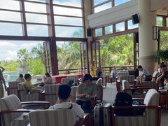 -亚龙湾喜来登·美景台大堂吧