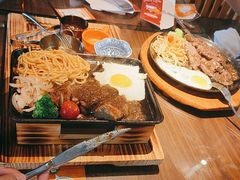 -豪享来牛排(人民店)
