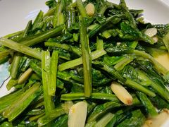 油麦菜-映像烟台·海鲜·地道鲁菜(海信慧园店)