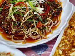 -洪霞餐馆