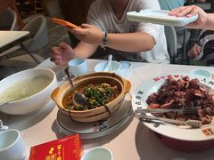 -乔家小院•非遗驴肉•本地小海鲜(滨河路店)