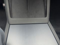 -TESLA 特斯拉(广州天环广场体验店)