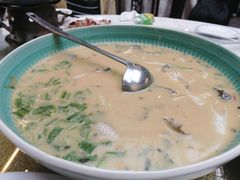 -蔼若春.传承三十年云南菜(金碧公园店)