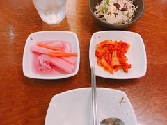 餐具摆设-弘寿鸡 安东炖鸡(명동1호점)