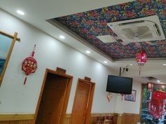 -鹤乡东北菜(崮山路店)