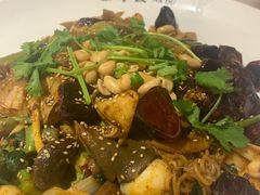 -拿渡·水煮鱼麻辣香锅(王府井奥莱·香江小镇店)