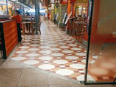 -大食代美食广场(上海中心店)