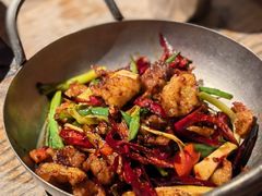 宫爆胸口捞-毛辣果·酸(OHA复兴西路店)