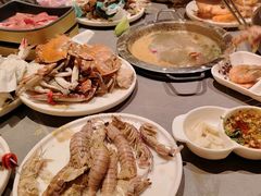 -黑金·寻焰自助百汇·烤肉·火锅(中街店)