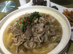 -白鹿苑蒙餐(鄂温克宾馆店)