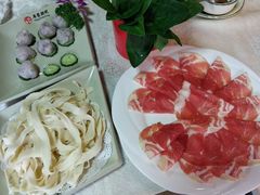 -羊家胡同·龙虾烧烤火锅(龙汇路店)