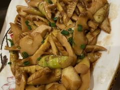 油焖春笋-鸿运酒楼