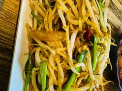 爆炒豆芽-三石海鲜铁板烧(繁荣路店)
