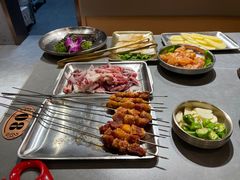 -围炉肉舍•炭烤活鳗•丹东海鲜烤肉(步行街店)