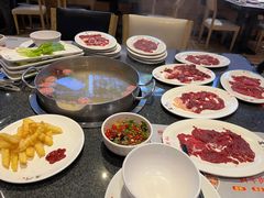 -名门潮牛·鲜牛肉海鲜火锅.烧烤自助餐厅(诚丰广场店)
