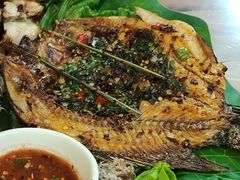 -沐毫傣泐云南菜孔雀宴•手抓饭傣味烧烤(曼听公园店)