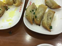 -小姜锅贴(凤凰街店)