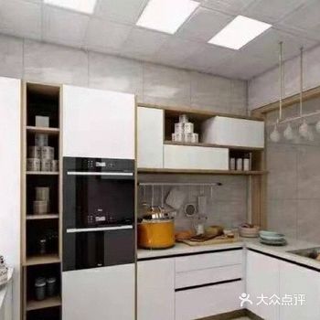 同样是6m²小厨房,凭什么别人家比我家宽敞