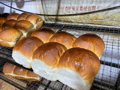 -秀云俄罗斯列巴屋(军星小区店)
