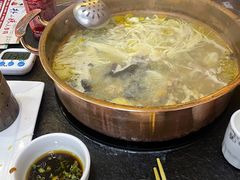 -朴小妹人参鸡汤火锅(长白山万达店)