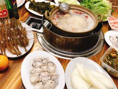 -花苑美食横琴生蚝火锅(拱北粤华路店)