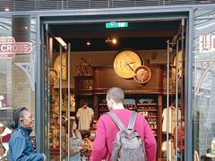 -九又四分之三站台哈利波特商店