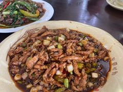 鱼香肉丝-易老九江湖菜(北滨一路店)