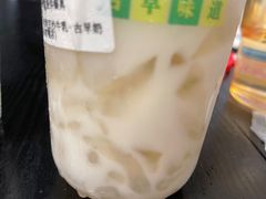 -林小柔绿豆沙牛乳(陆家嘴店)