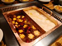 -老牌坊云南鱼豆花火锅(爱建店)