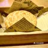 姜育恒演唱会前夕的避风塘觅食