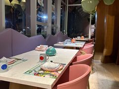 -水桶王国主题餐厅·聚会·生日派对·亲子活动·家庭套餐(亚龙湾希尔顿店)