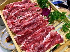 鲜切吊龙-菌子鲜汤野生菌锅