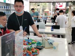 -荣耀授权专卖店(黄浦浙江中路店)