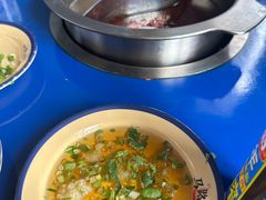 -马路边边串串香(空港新苑店)