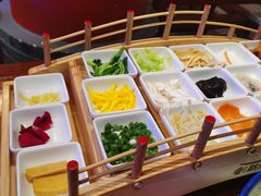 -香麒园·过桥米线·南湖雅宴