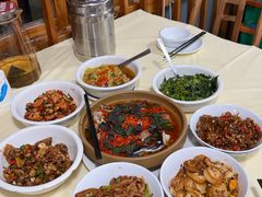 -笨罗卜浏阳菜馆(太平街店)