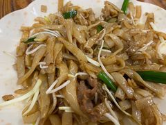 干炒牛河-南记食粥坊·宵夜大排档(岭南分店)