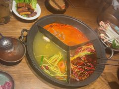 -巴卤社老火锅(财富店)