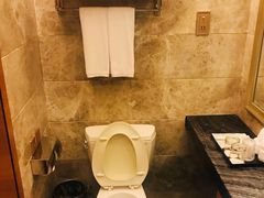 -广州达镖国际酒店