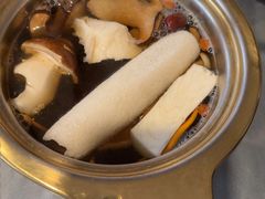 -慢丽江·云南野生菌土鸡锅(付家庄店)