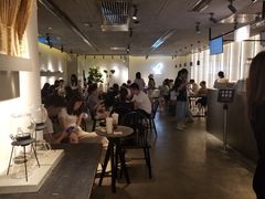 大堂-喜茶(中山利和新地店)