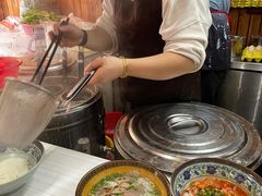 -肇兴特色牛肉粉