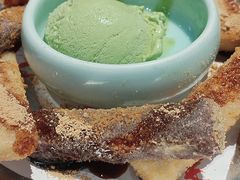 -生活如沸·顺德水牛奶火锅(人民广场店)