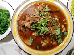 红烧羊肉-丁里羊肉小镇(天鹅湖总店)