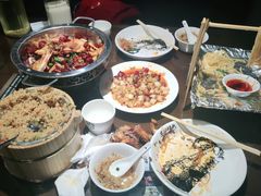 -东口码头·烧鸽子·鱼头泡饼·地方菜(金鹰悦城店)