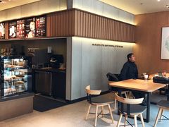 用餐区-星巴克臻选(南京艾尚天地店)