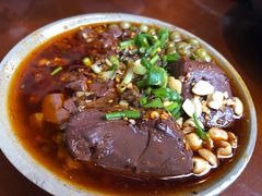 -谢老五跷脚牛肉·非遗传承店