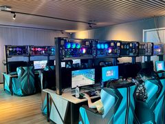 -涨巢·潮玩水疗局