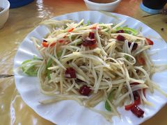 -尕西新疆大盘鸡(回辉村分店)